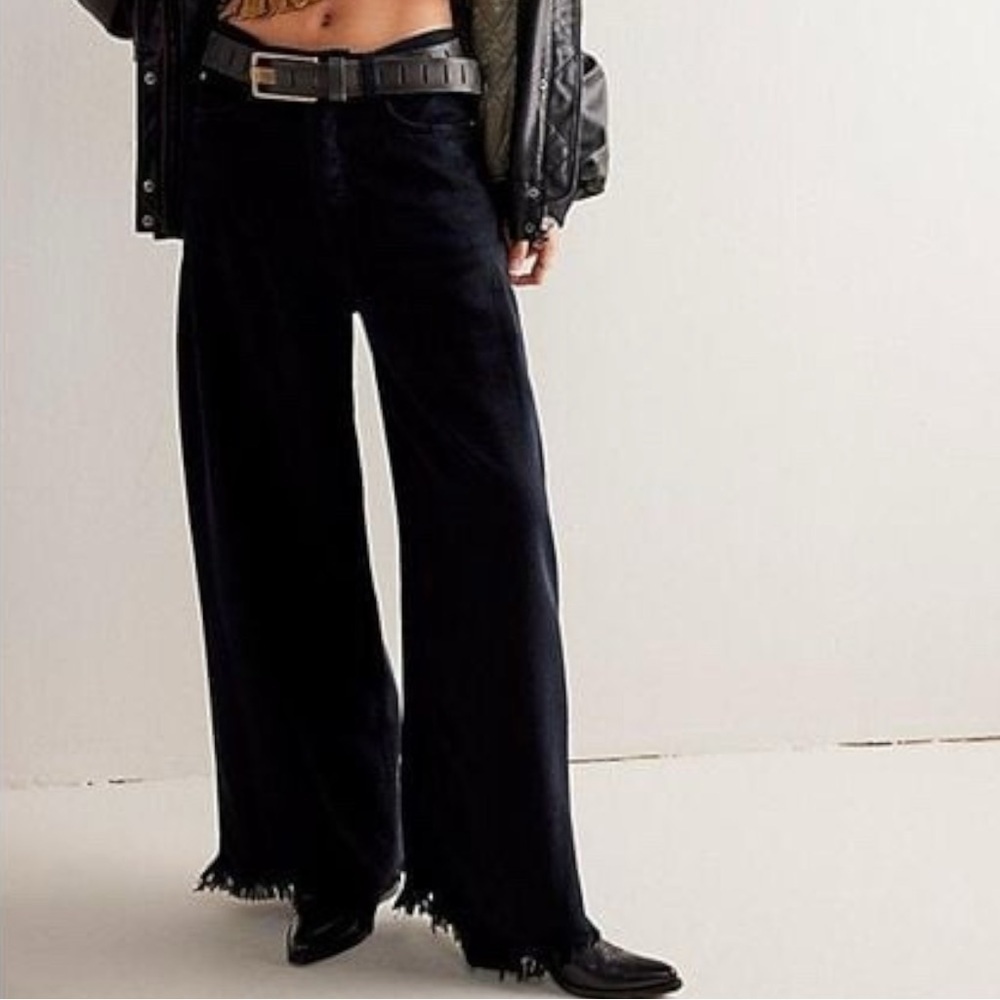 Free People Old West Slouchy Jeans in Blue Black Size 31 NWT - Picture 4 of 15